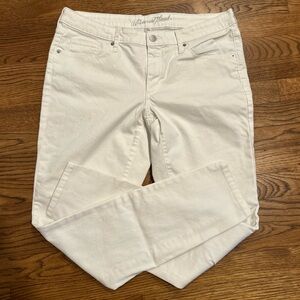 Universal Thread Mid Rise Skinny Jeans 12 Long